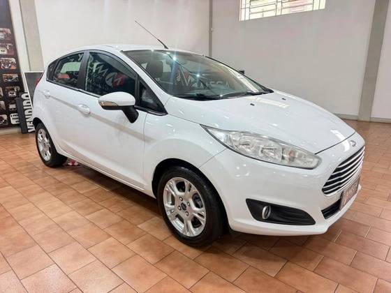 FORD FIESTA 1.6 SE HATCH 16V FLEX 4P MANUAL FORD FIESTA 1.6 SE HATCH 16V FLEX 4P MANUAL
